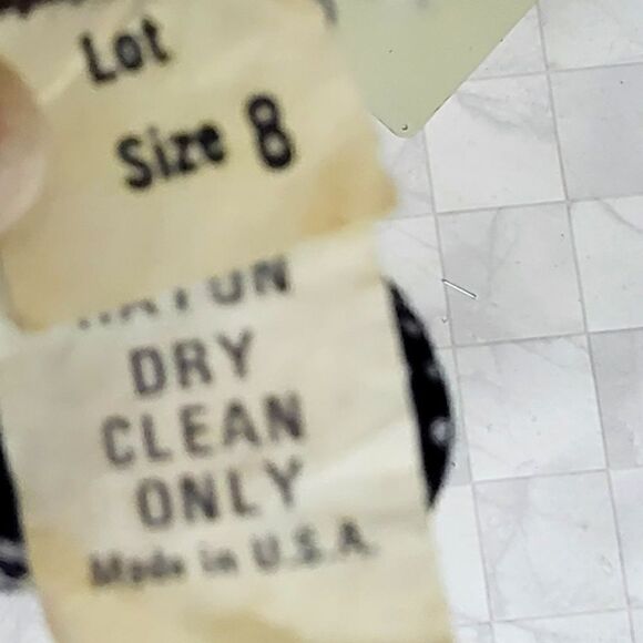 Vintage secretary dress   - Picture 9 of 12